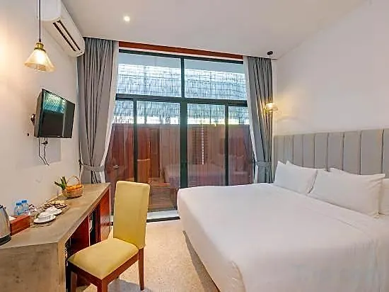 Victoria 4*